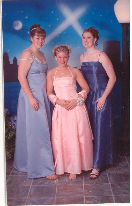annanicolesarah-winterball2003.jpg